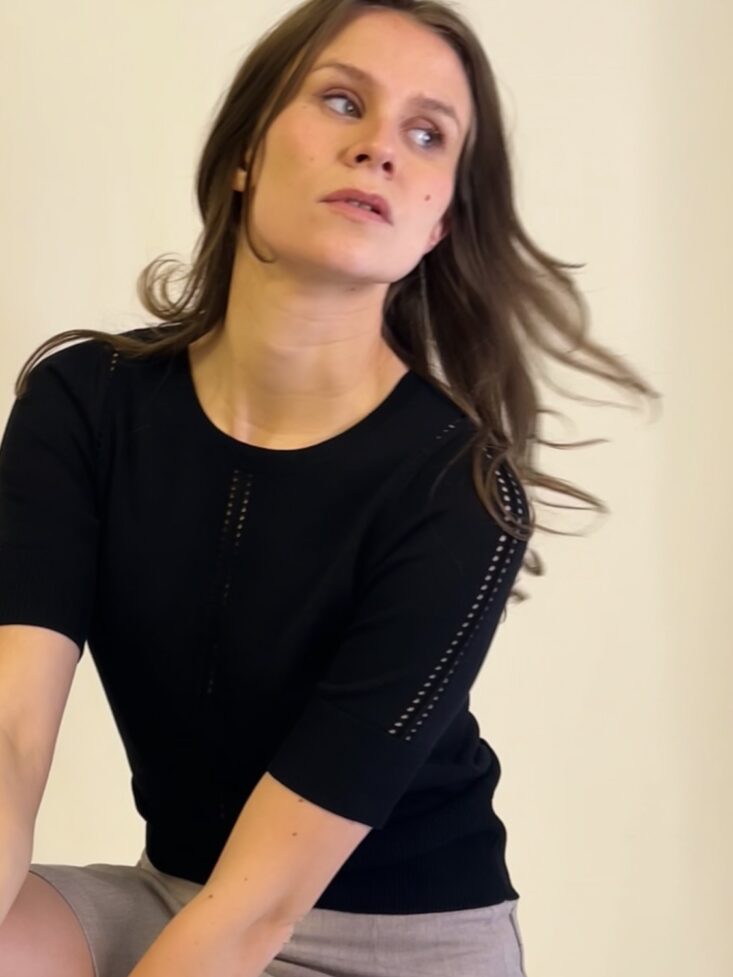 Sort kortærmet strik